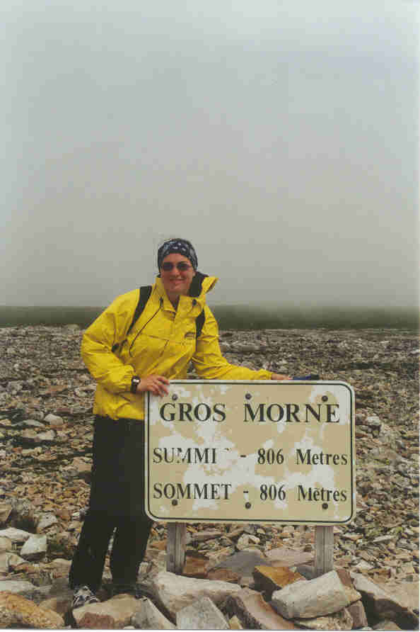 jengrosmoore.jpg (36805 bytes)